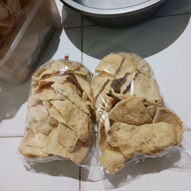 

KERUPUK NASI GORENG