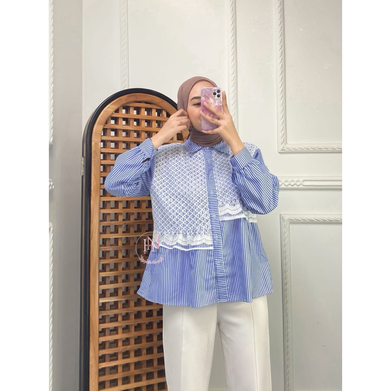 Monita Kemaja Katun Mix Stripe Broklat Atasan Kemeja Salur Premium
