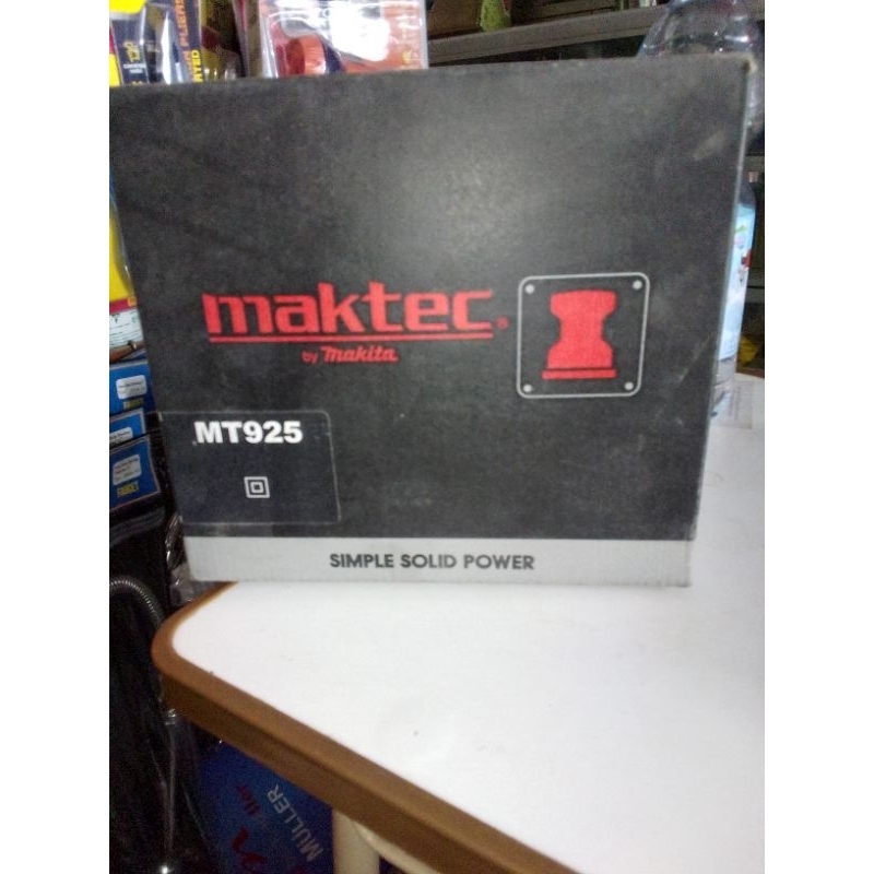 Mesin Amplas Maktec MT 925
