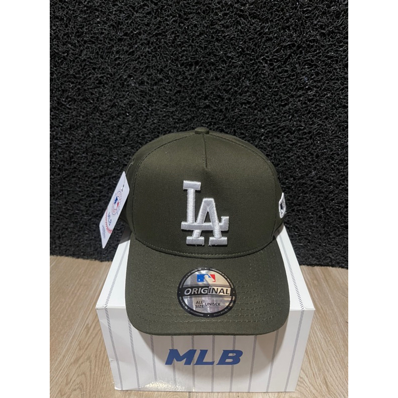 LA Logo Putih Bahan Hijau Army Topi MLB Kualitas Terbaik