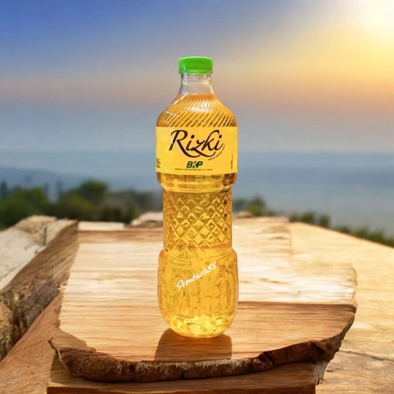 

MINYAK GORENG RIZKI 800 ML / MINYAK GORENG SAWIT / MINYAK SAYUR