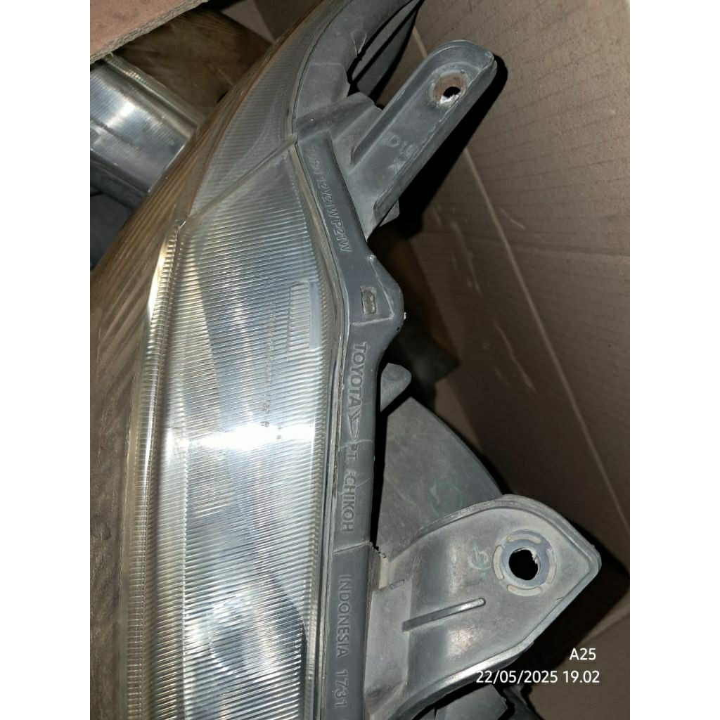 1 set headlamp avanza 2010 bekas original