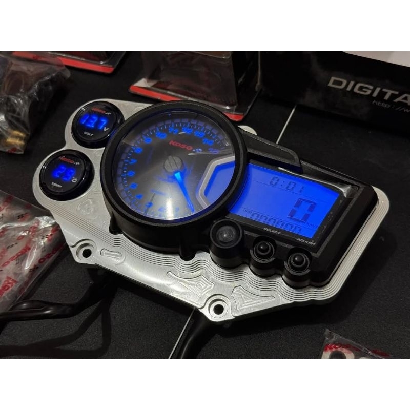 SPEEDOMETER KOSO RX2+ VOLTMETER THERMOMETER BRACKET CNC PNP NINJA RR OLD NEW ZX