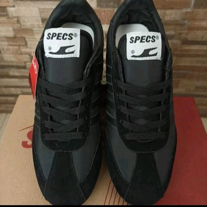TERLARIS Sepatu sekolah specs 104 hitam original