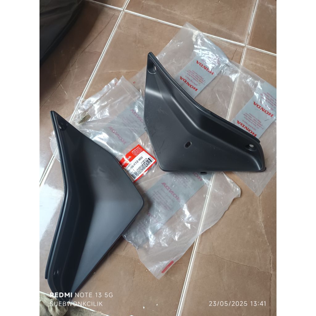 64455-KYZ-900 cover louver sayap dalam kiri kanan honda supra x125 helm in original ahm