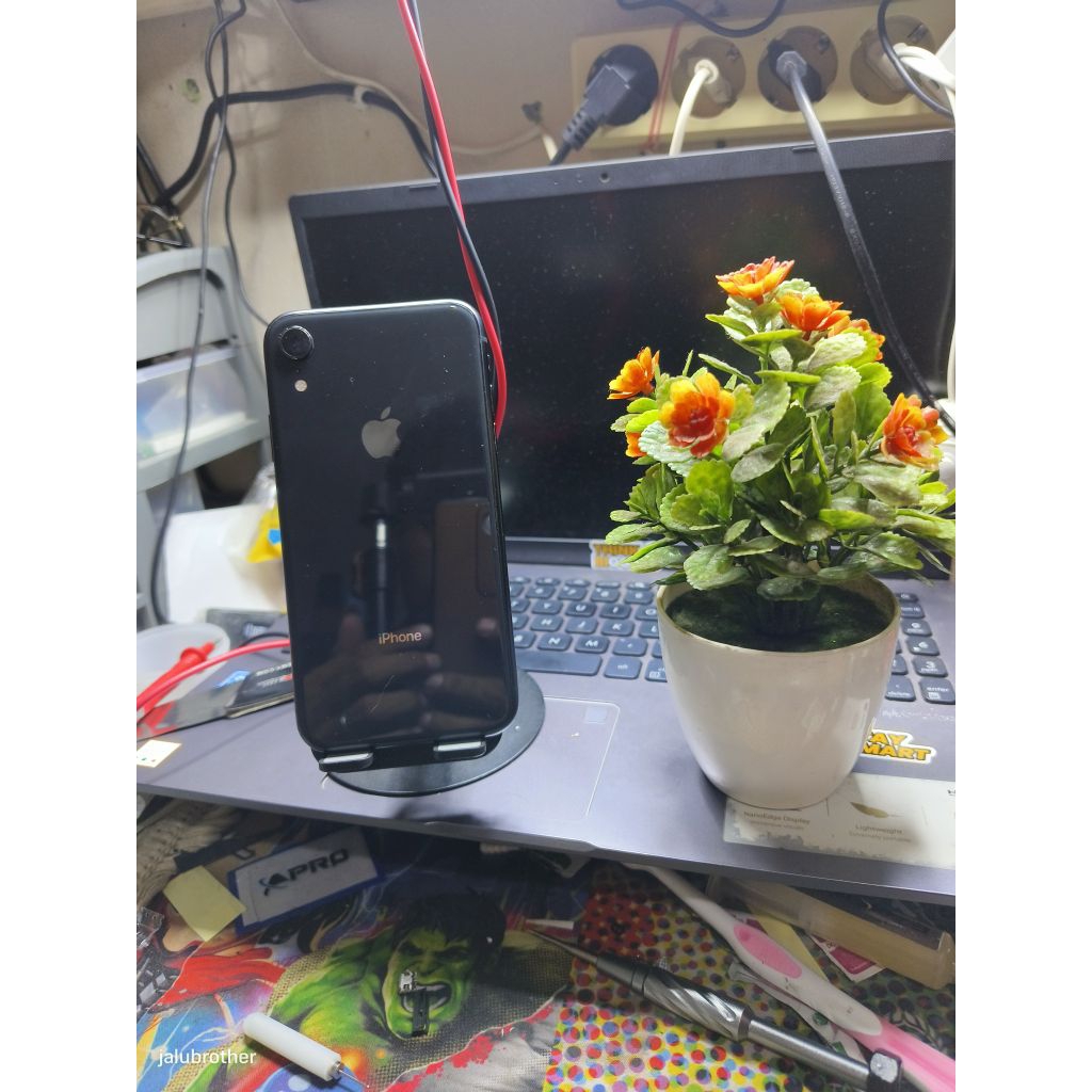 iP XR 64GB unit only ex iBOX