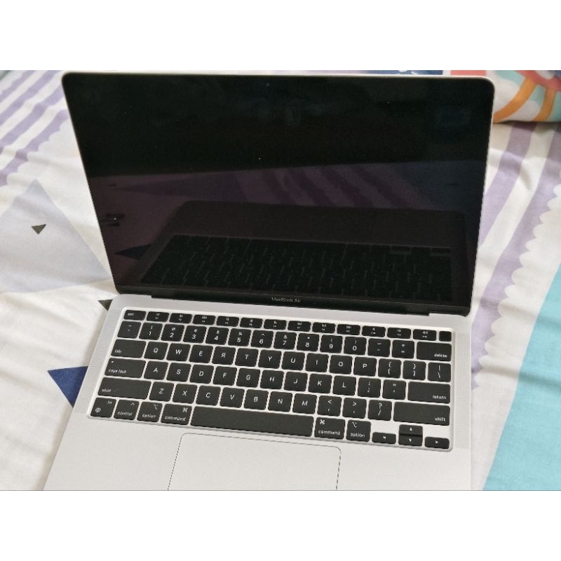 Macbook air 13" M1 256GB NEW (bukan second) laptop apple