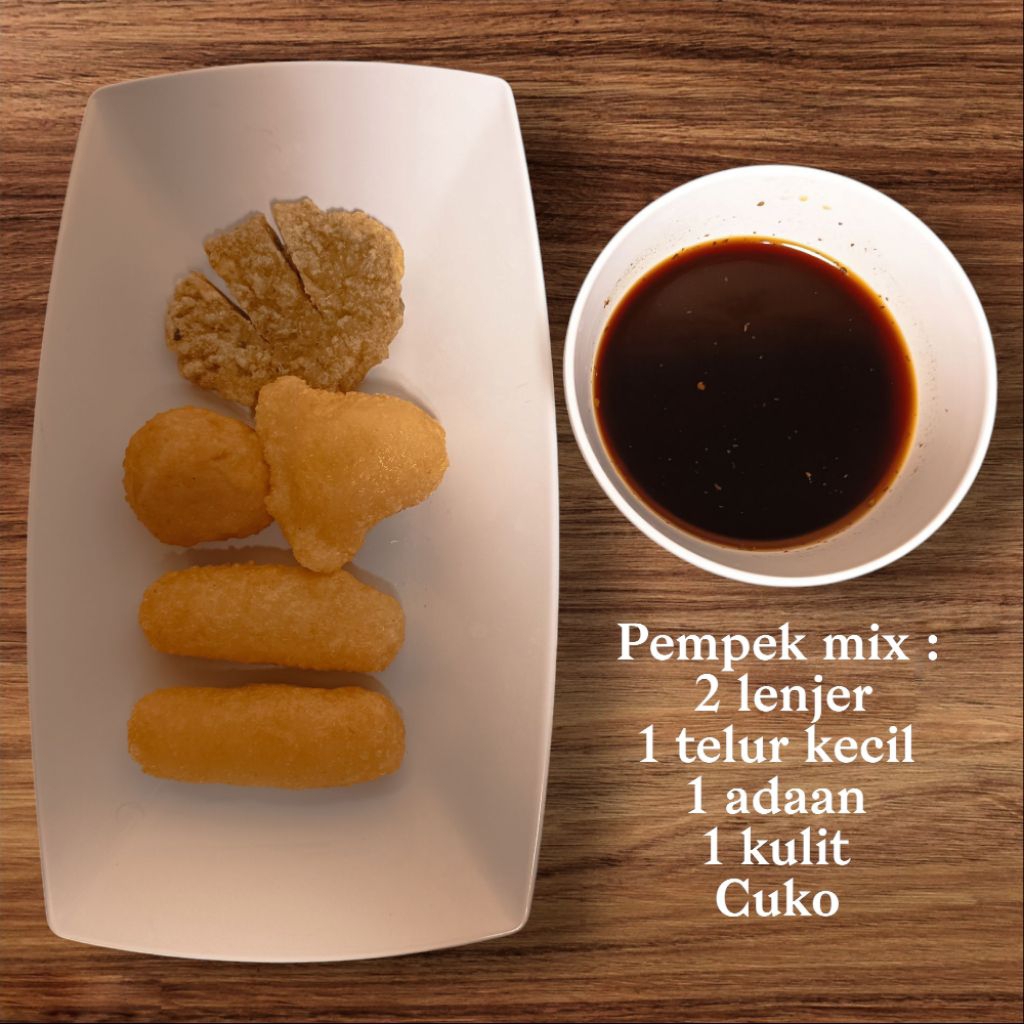 

Pempek ikan by Pempek Dhira