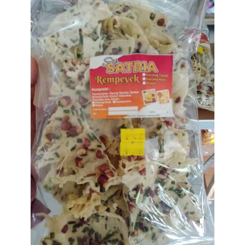 

peyek kacang