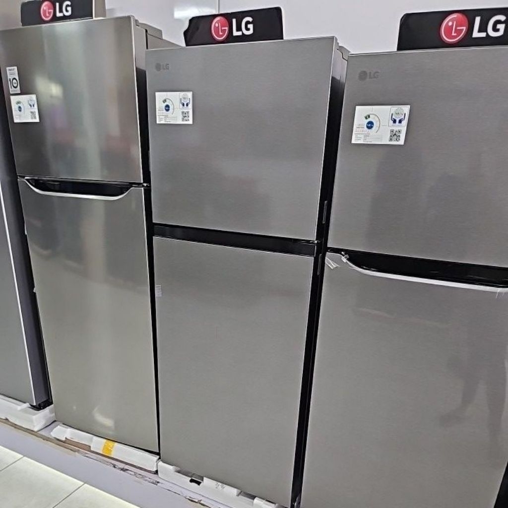 GN212 LG 2 Pintu Kulkas Tanpa Bunga ES