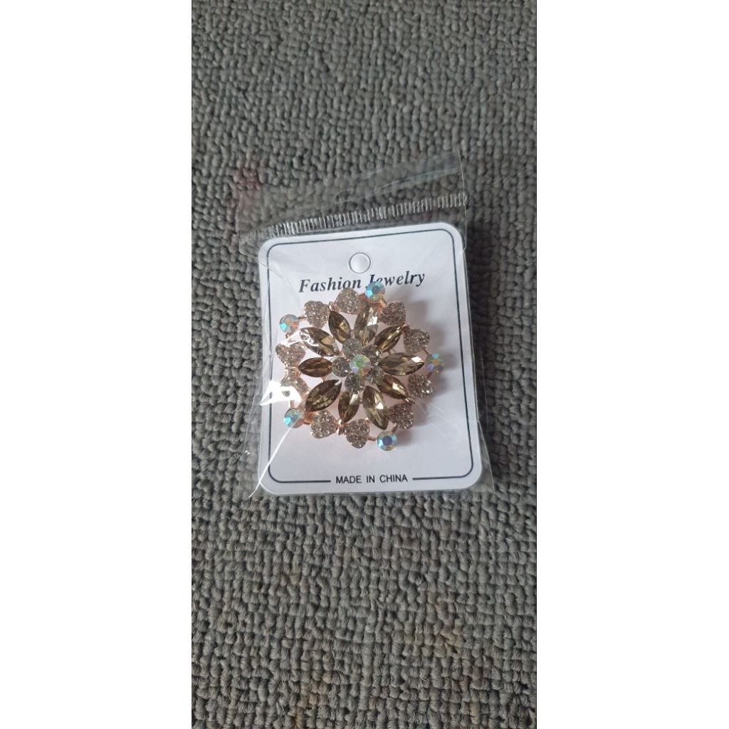 BROSS MUTIARA MEWAH /BROS DADA MUTIARA /BROS HIJAB MEWAH /BROS HIJAB BERLIAN