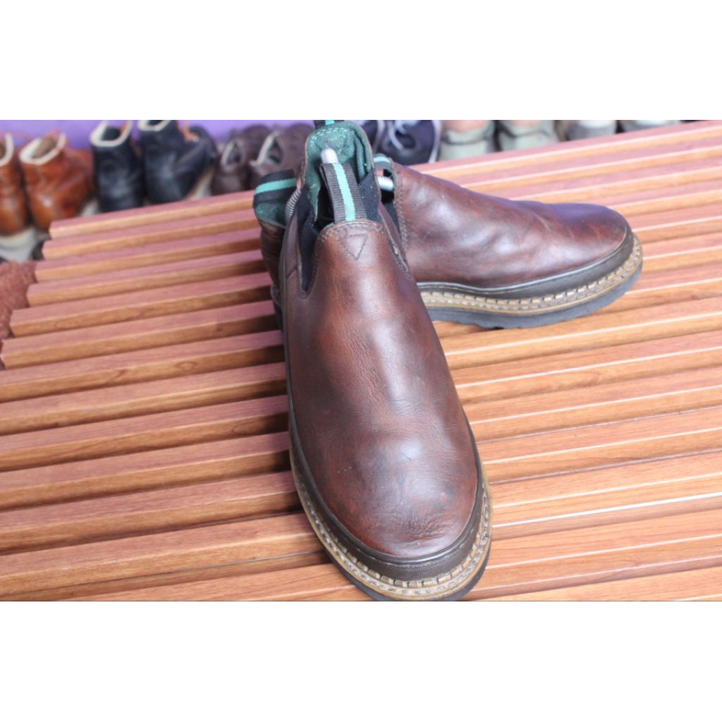 sepatu boot slip on semi chelsea" Georgia boot" upper kulit asli tebal tapak keras tebal size 39,5 i