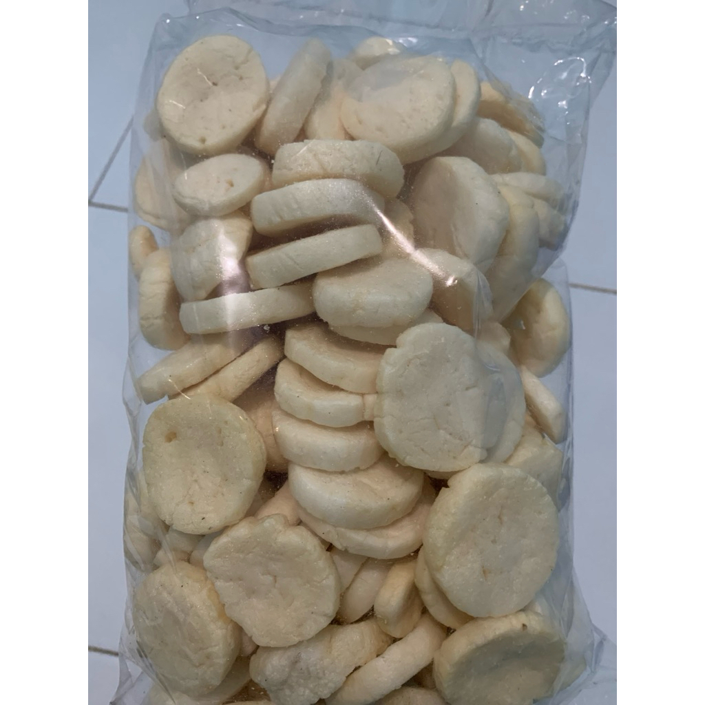 

Kemplang ikan khas Palembang