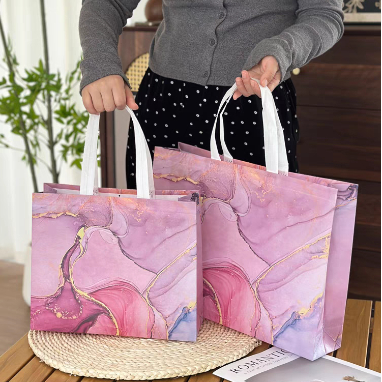 

Souvenir/Tas Spunbond/Totebag Wanita/Tas Belanja/Tas Jinjing/Totebag/Tas Jinjing Wanita/Tas Hampers/Tas Souvenir/Tas Lipat/Goodie Bag/Paperbag/ Kantong Belanja/Tas Hampers/Tas Kado/Souvenir Pernikahan/Tas Ulang Tahun/Tas Wanita/Spunbond/Tas Jinjing/Tas