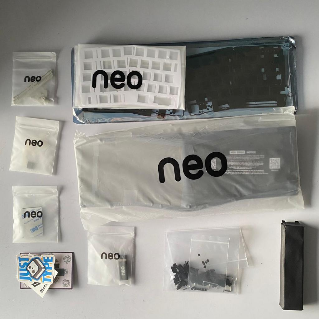 Neo Ergo Navy Barebone Wireless Mechanical keyboard Blue Aluminium Tented Alice