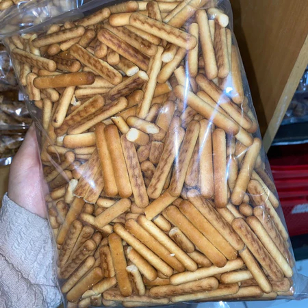 

COD 1kg Kue Biskuit Stick Jari Ayam Cemilan Enak