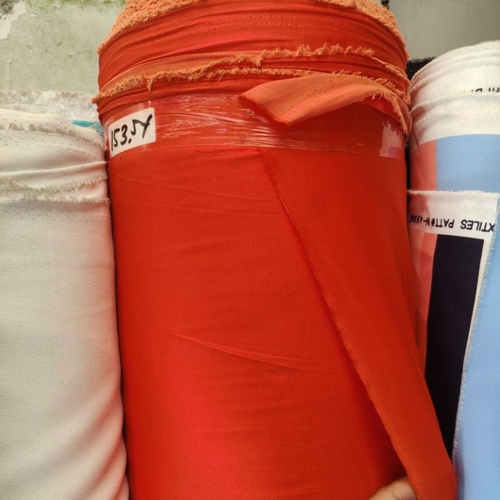 kain saten silky polos meteran