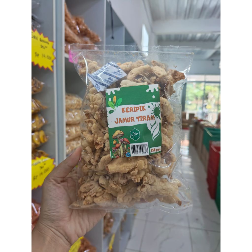

Keripik Jamur Tiram Crispy 250gr