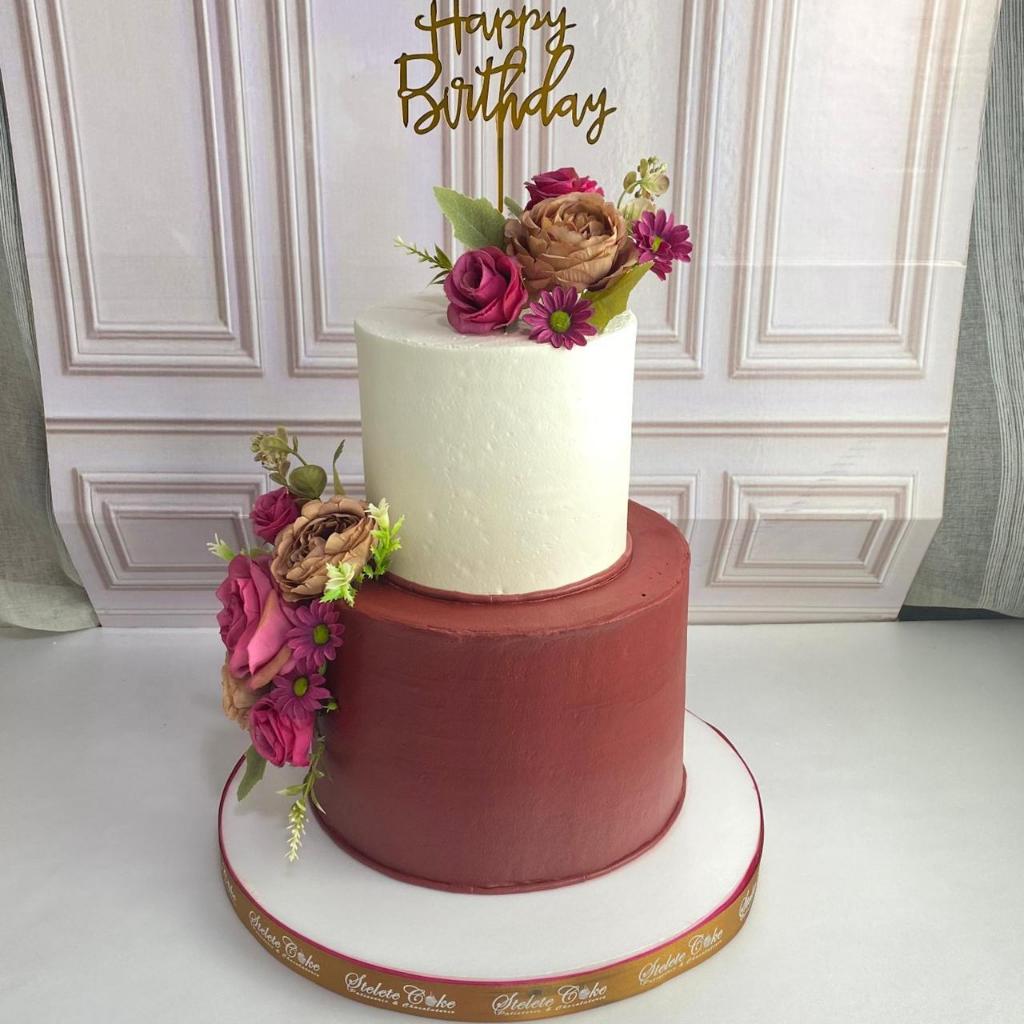 

Kue Ulang Tahun/Birthday Cake/Kue Ultah Tema Flower 2 Tingkat/Flower Red Cake/Kue Birthday Jakarta