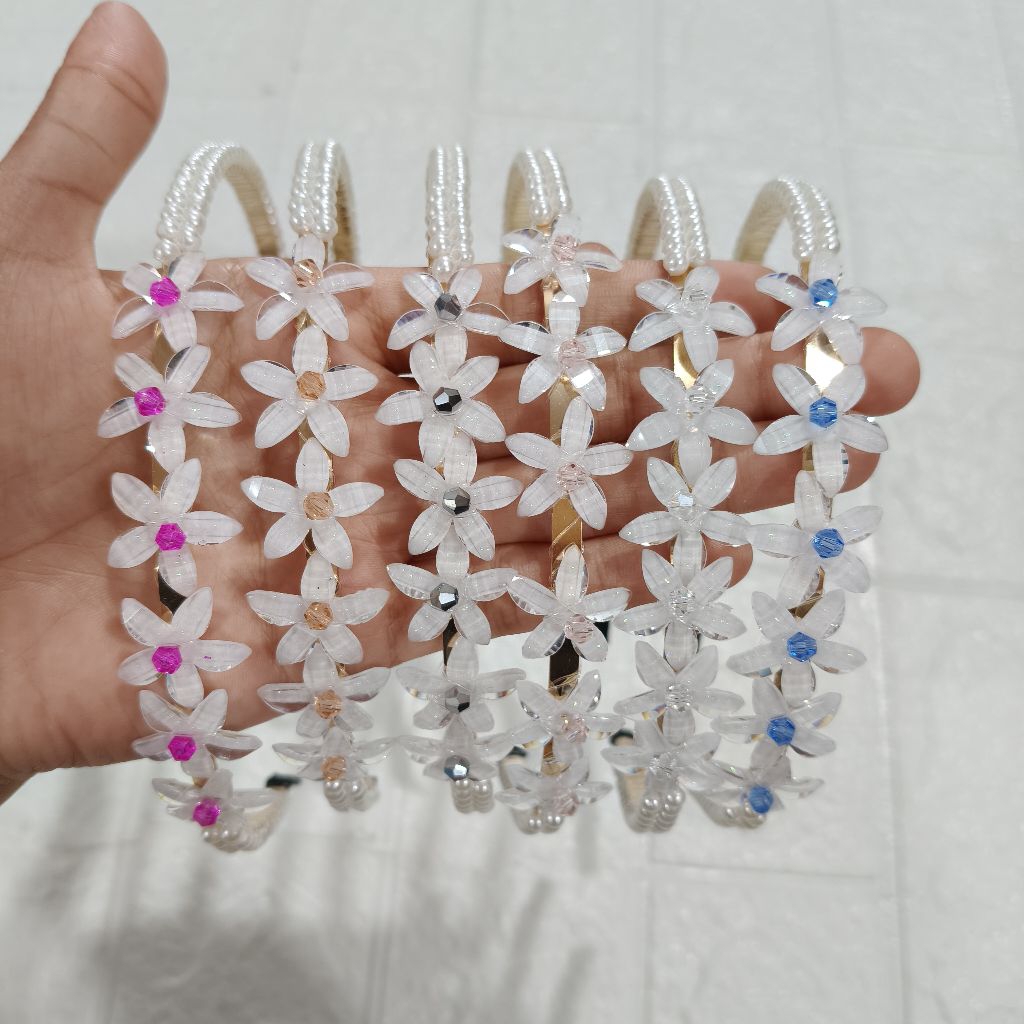 bando / bando mutiara motif bunga warna putih soft isi 12 pcs
