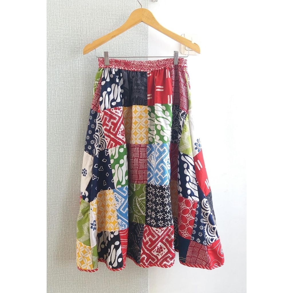 Rok Batik Patchwork Lapisan Furing Tricot Rok Klok Rok Payung Rok Lilit Batik Kerja Kantoran Batik M