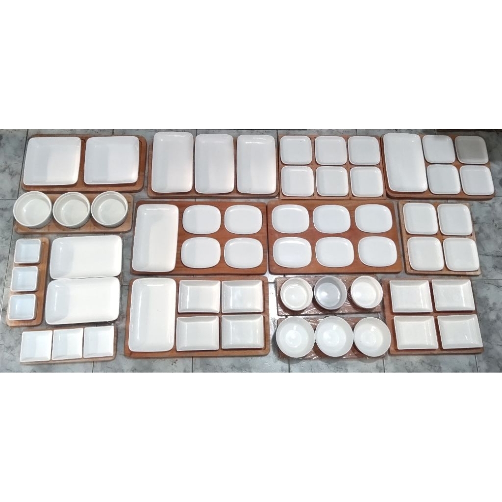 Nampan + piring atau lepek keramik. Nampan isi 4. Nampan untuk sajian kue dan suguhan makanan lainny