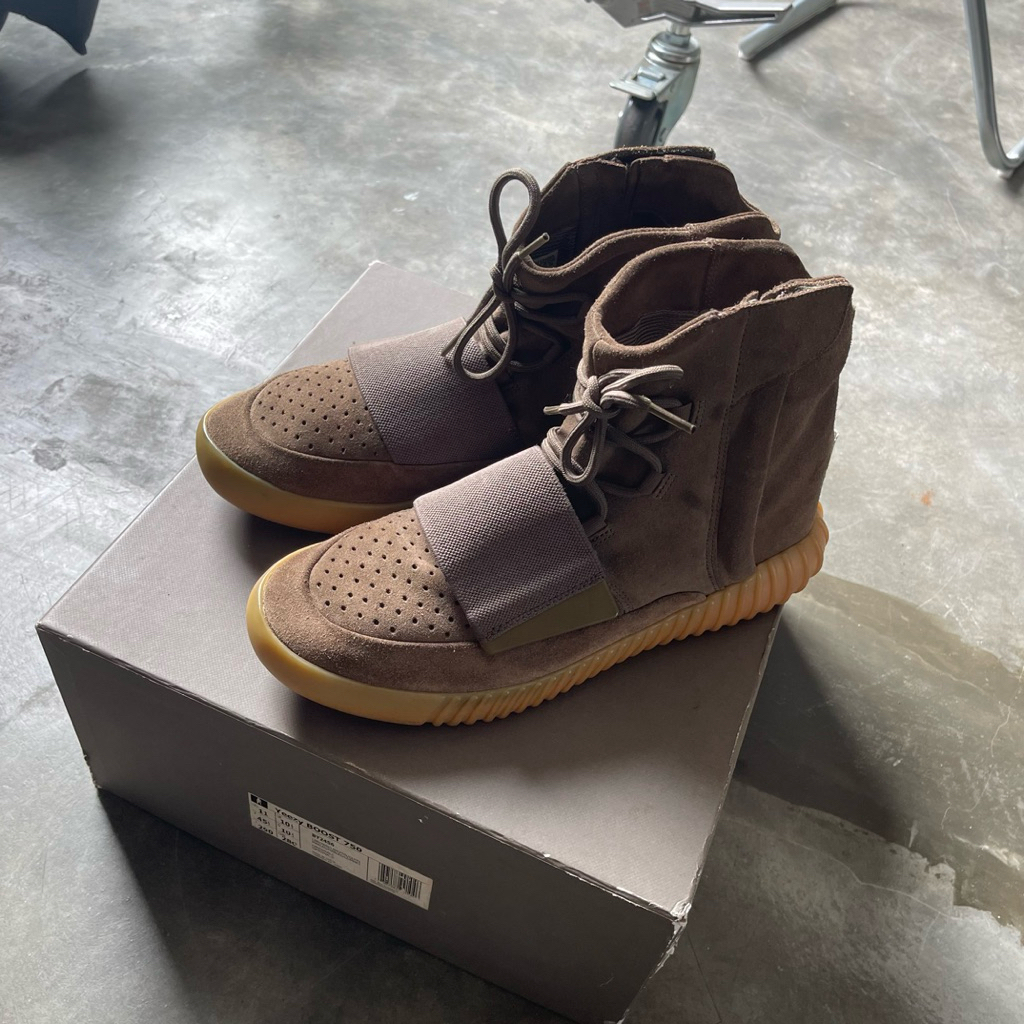 ADIDAS YEEZY BOOST 750 SIZE 45 1/3