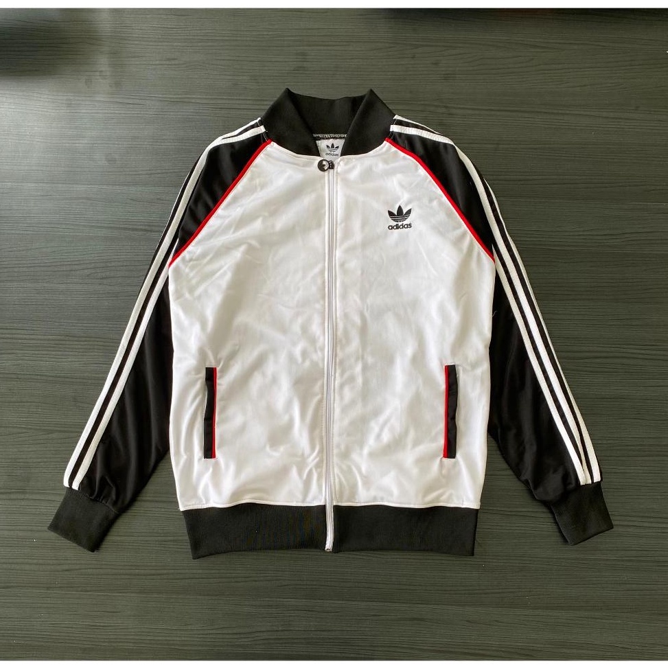 KODE Q52C Tracktop Adidas Superstar List Putih Premium