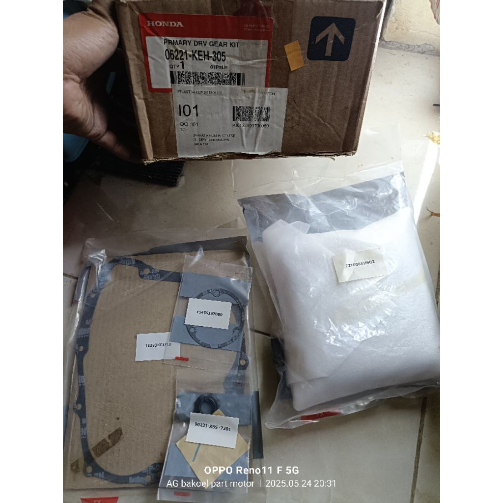 rumah kopling kaki empat  Megapro lama original AHM 06221 KEH 305