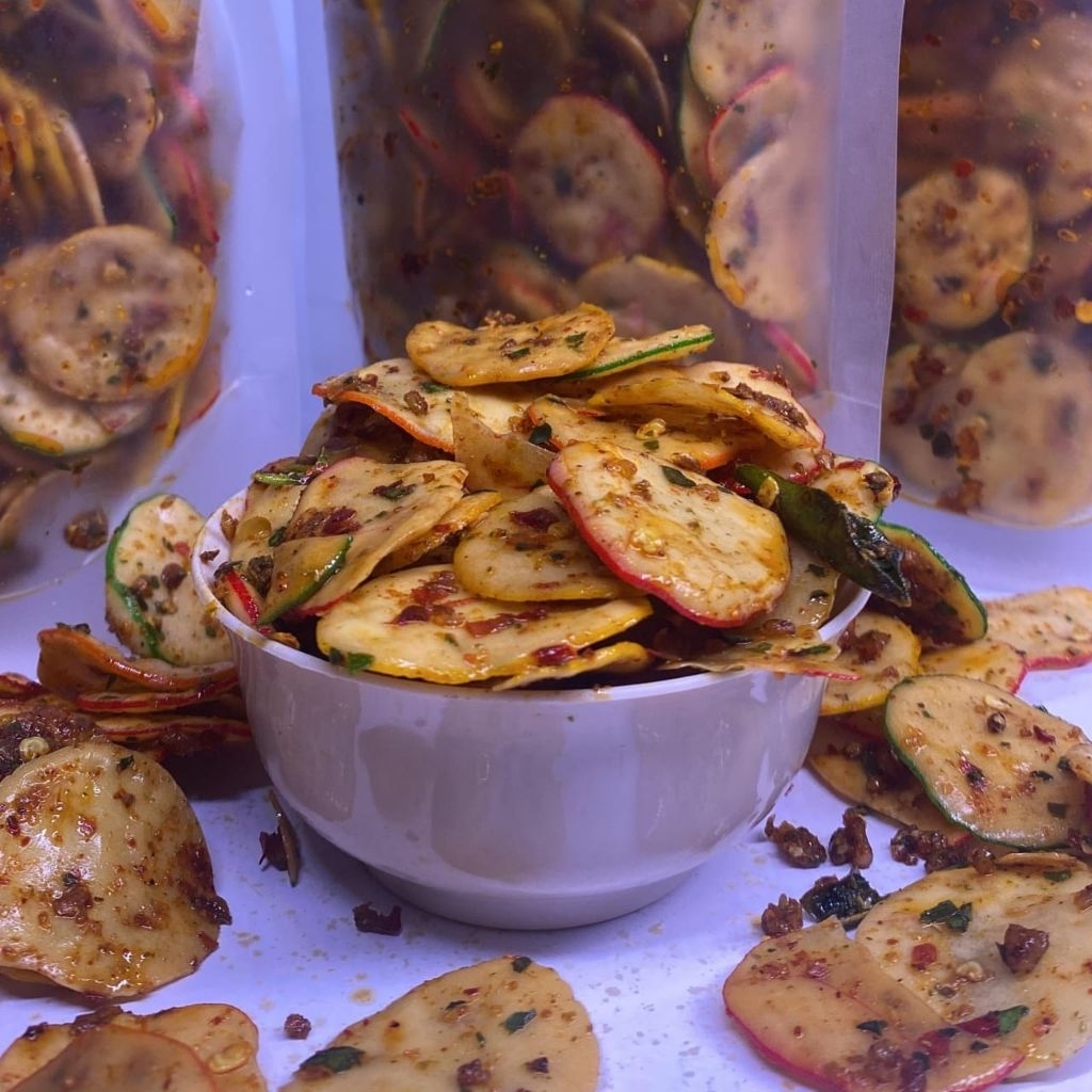 

SEBLAK KERING SEHAH! ASIN, GURIH, PEDAS! PERPADUAN REMPAH SEBLAK YANG BIKIN NAGIH!