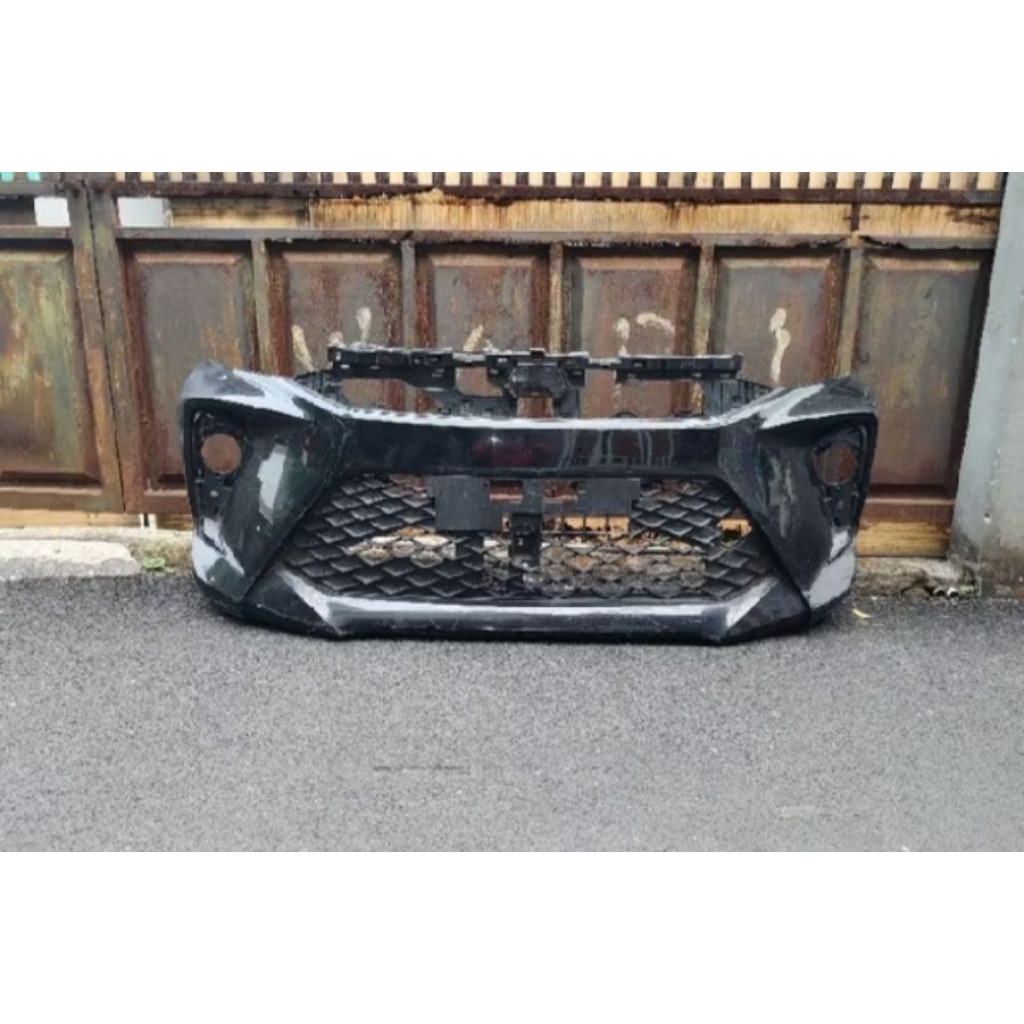 bemper depan xenia 2023