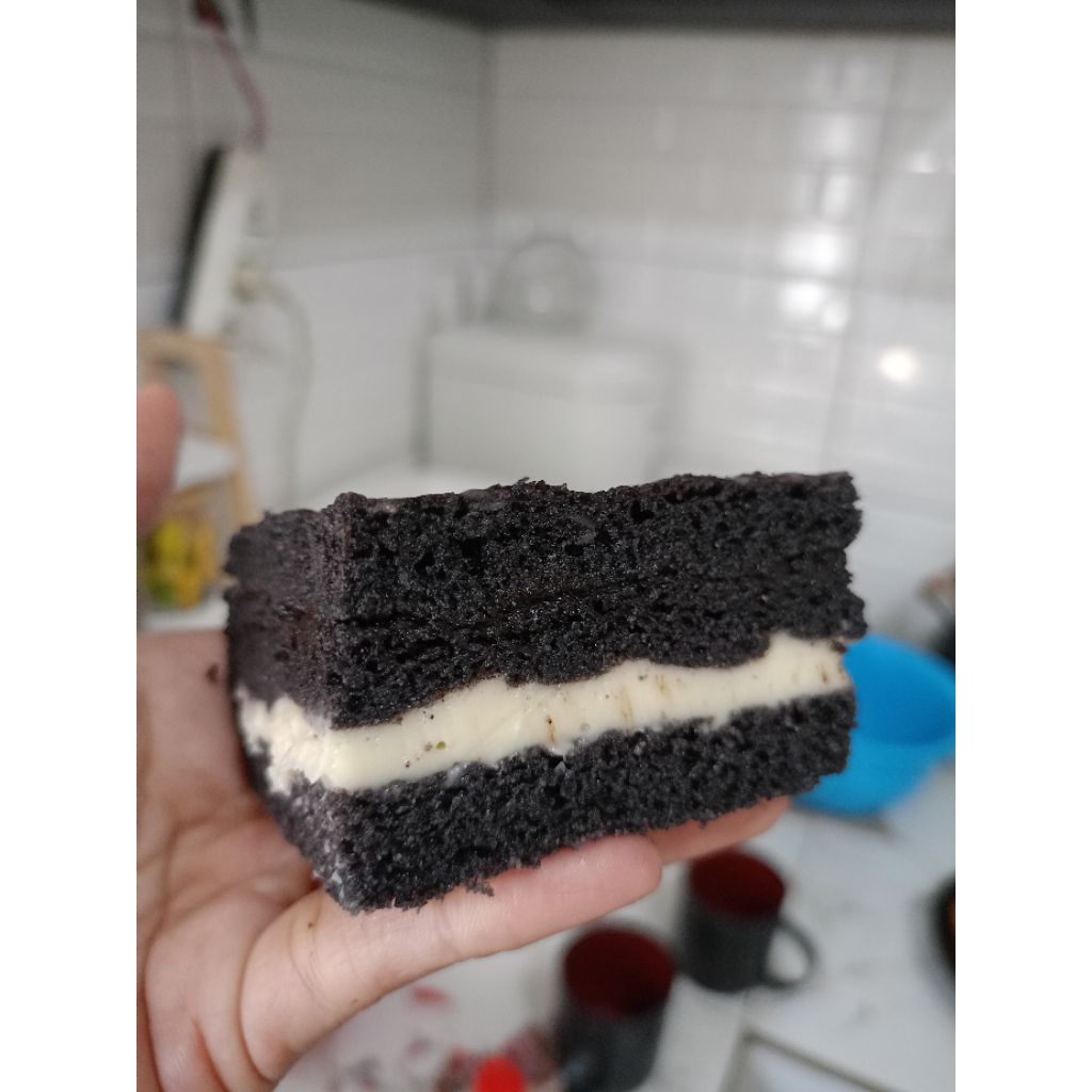 

bolu ketan hitam keju lumer