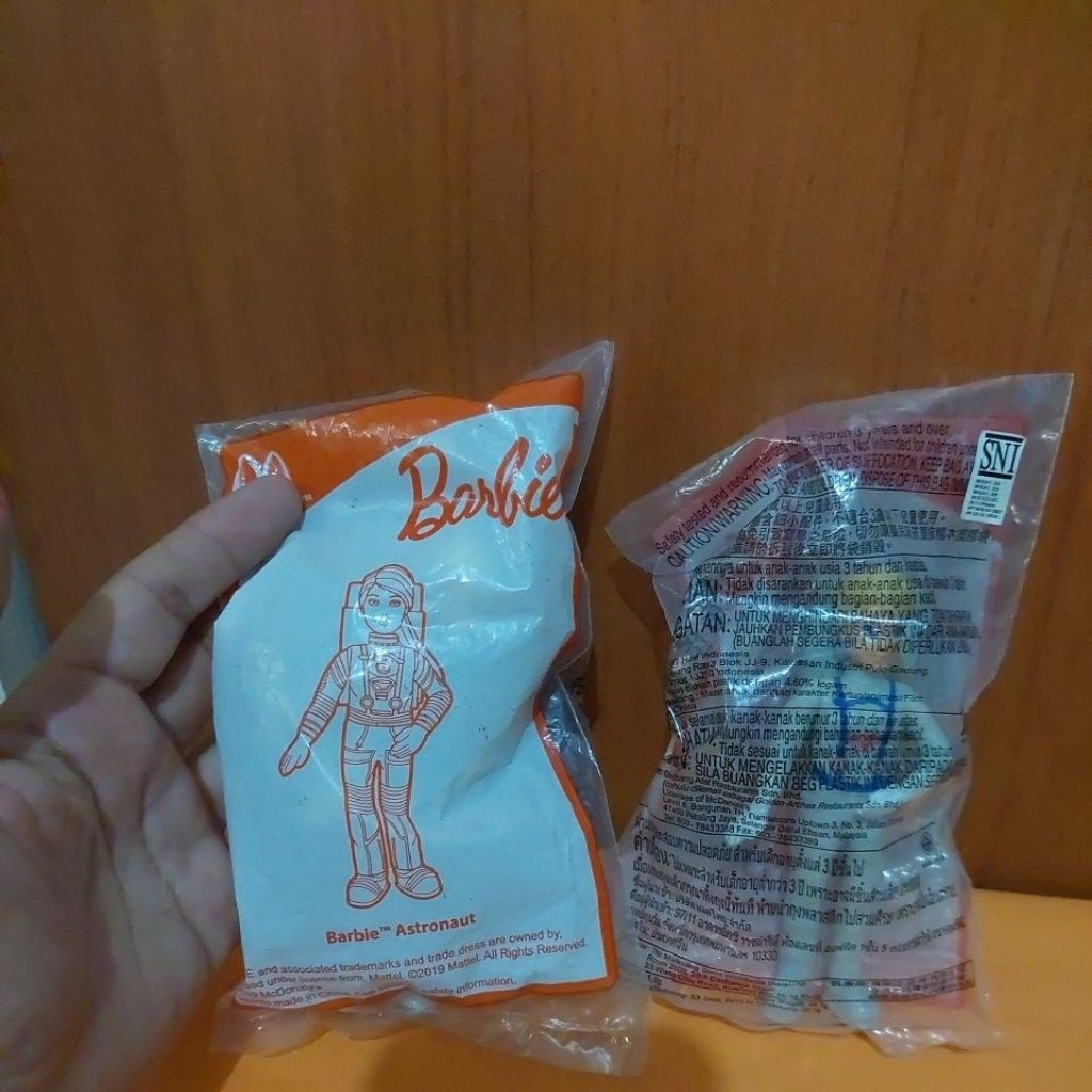 Happy meal Barbie Astronaut