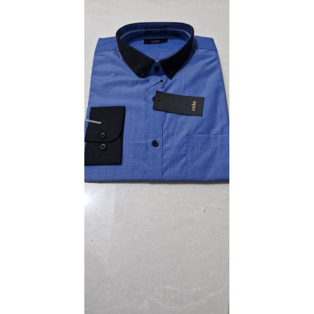 Kemeja Cole