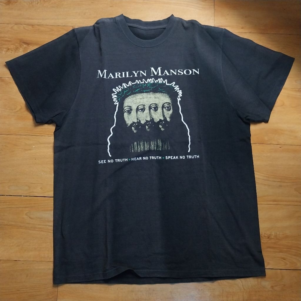kaos band marilyn manson non original boot lokal