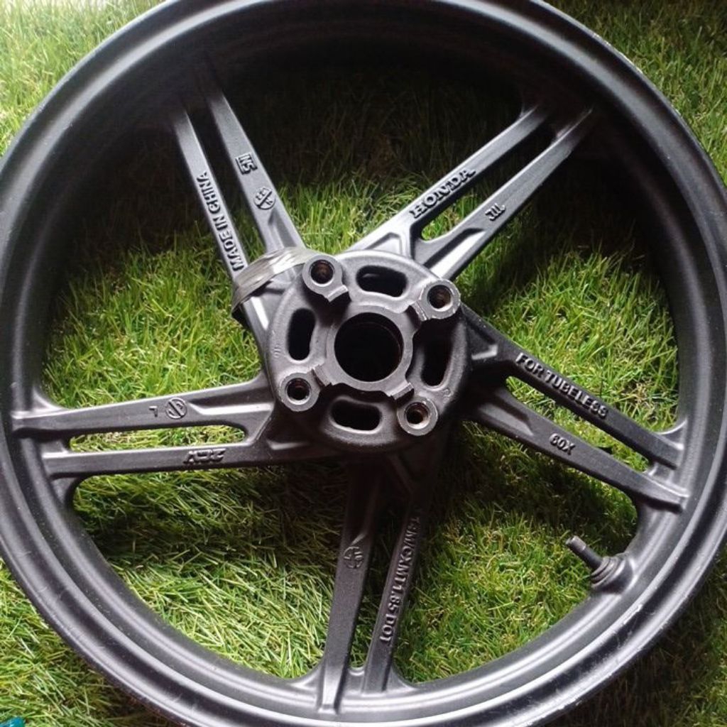 velg depan beat f1ESp beat ecco 2017 original