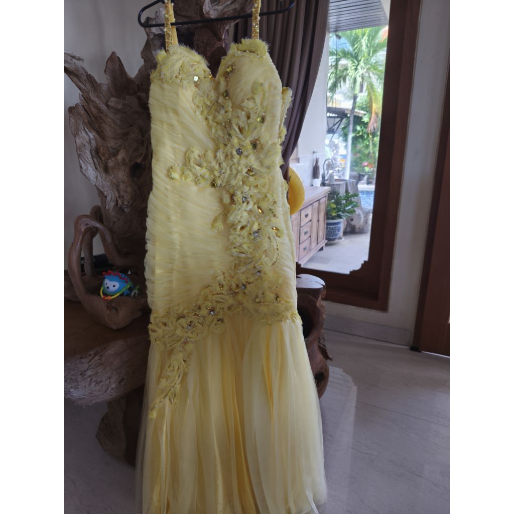 preloved yellow mermaid caroline kosasih dress