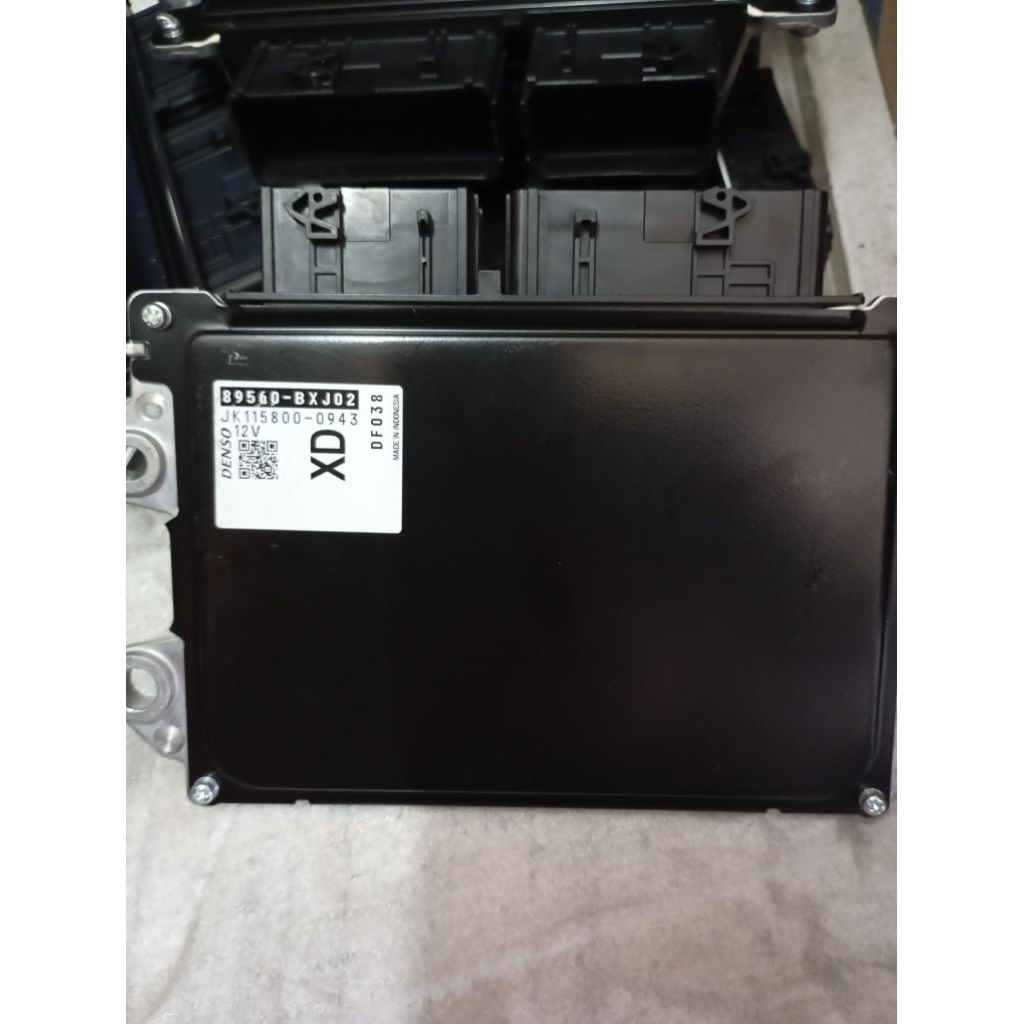 ecu komputer ecm engine control Toyota new avanza xenia 89560-BXJ02 original
