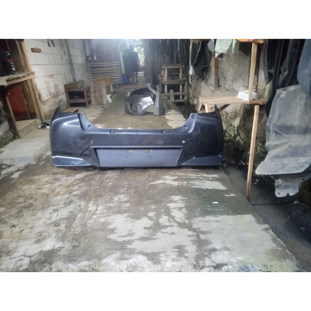 bemper belakang Agya 2023 2024