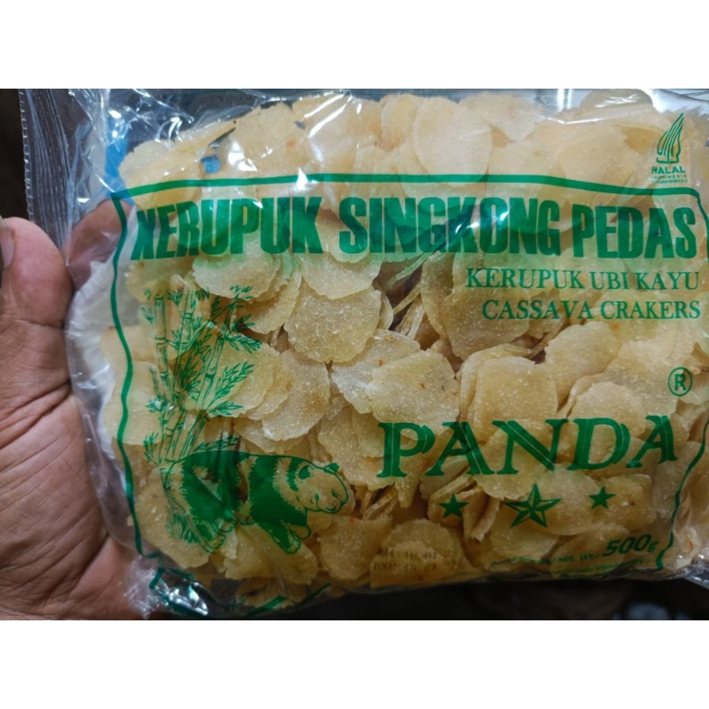 

Kerupuk Singkong Pedas mentah cap Panda 500gr / ceriping pedas