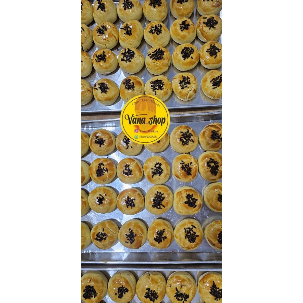 

Nastar Jumbo Coklat. HARAP MEMBACA *DESKRIPSI* SEBELUM MEMBELI