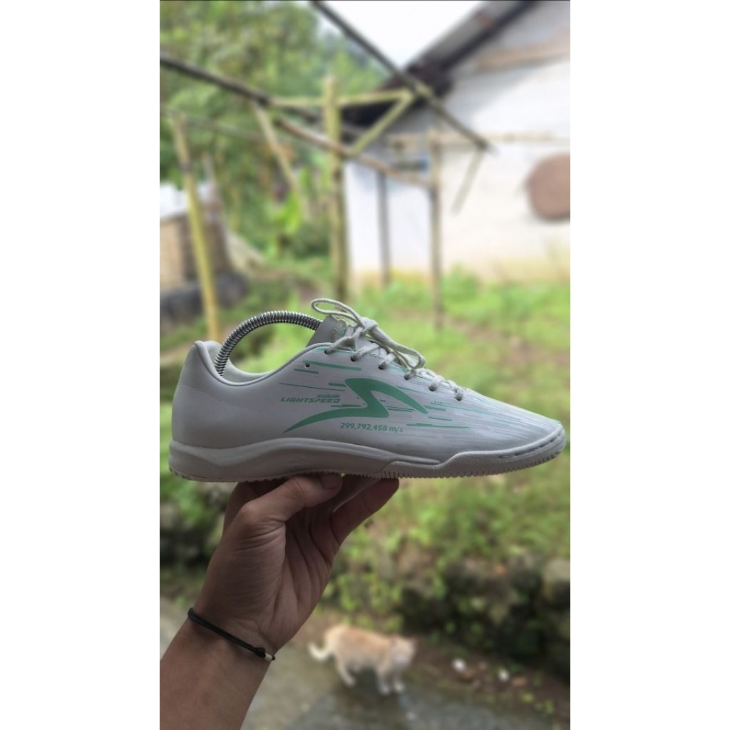 Specs Lightspeed Reborn Futsal