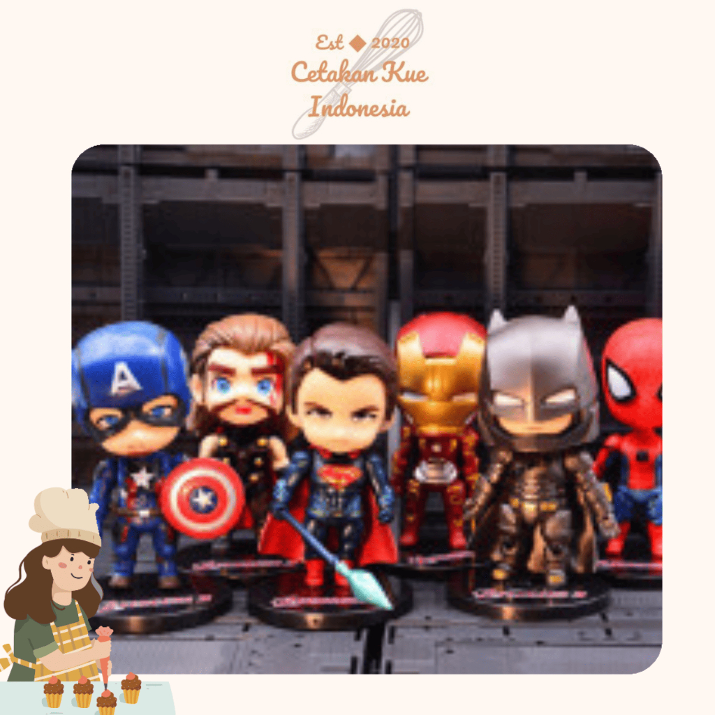 {CKI} Topper Cake Superhero Figure Avenger Marvel Chibi