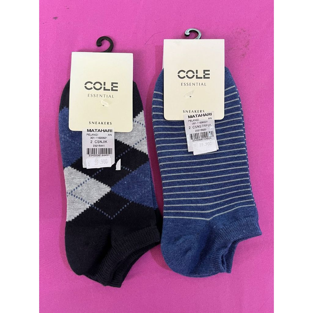 Kaos Kaki Cole