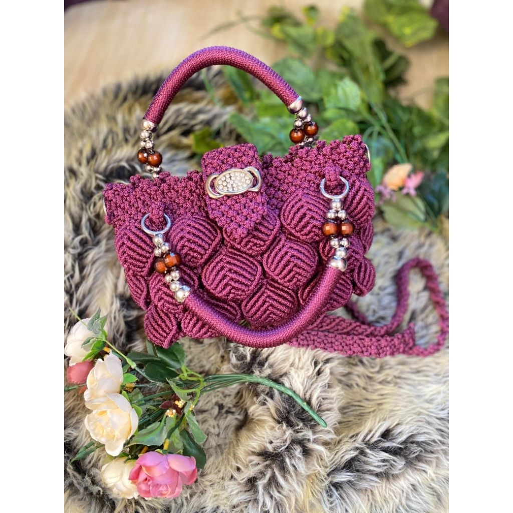 tas rajut tali kur#tas rajut tali kur motif daun timbul