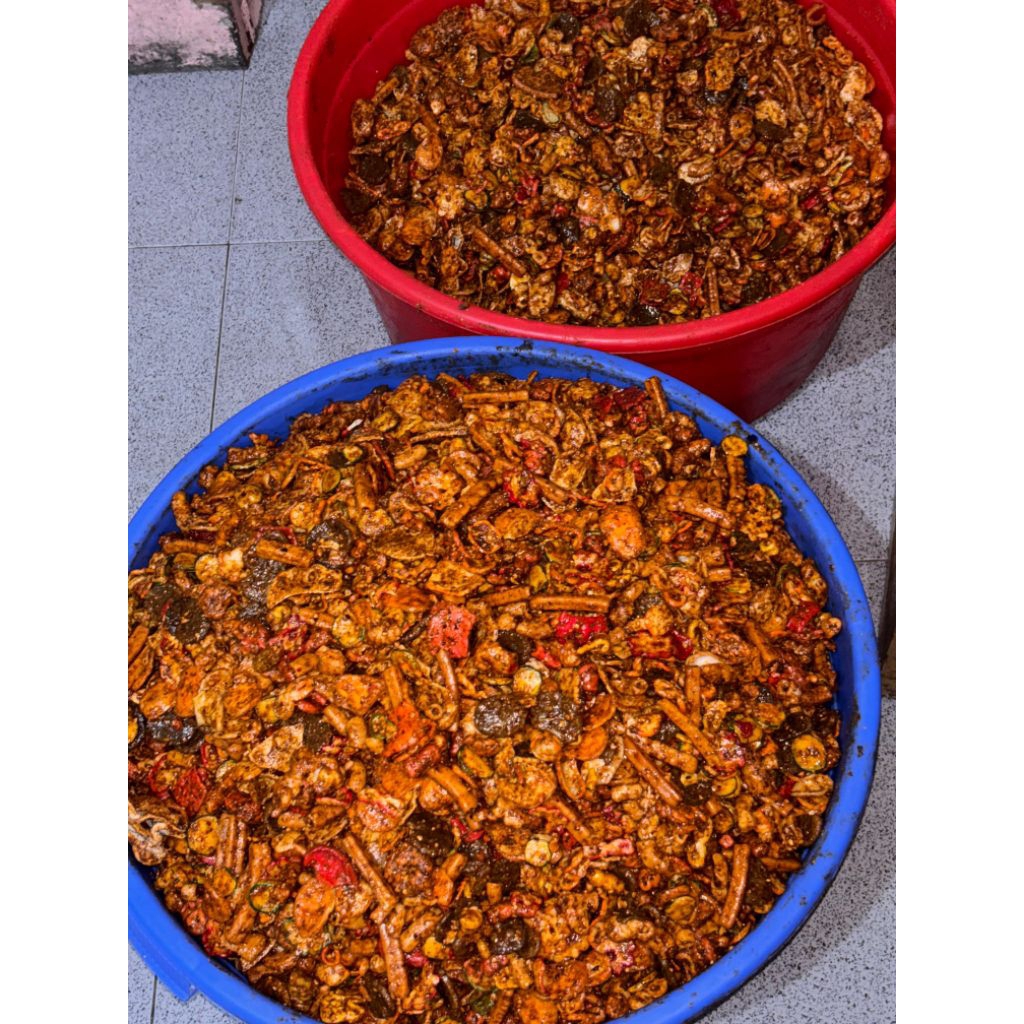 

SEBRING CAMPUR BUMBU KACANG 1kg