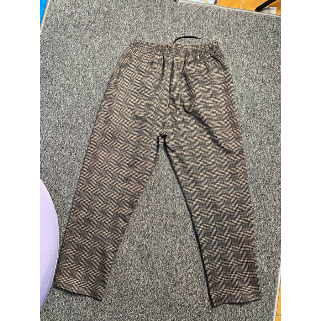 Preloved celana wanita motif kotak