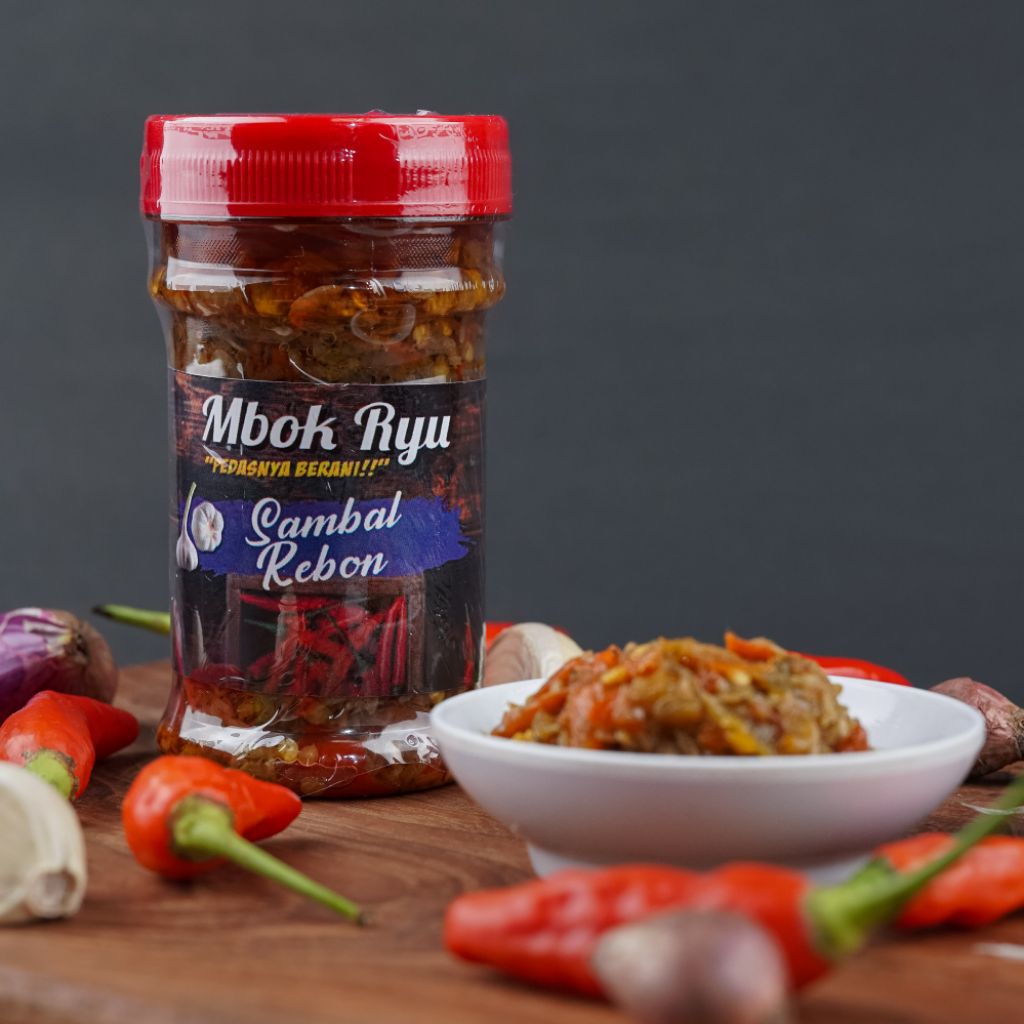 

Sambal Rebon. Isi bersih 140 gram. Awet 1 bulan di suhu ruang dan 3 bulan di lemari pendingin. pengiriman dari Jogja.