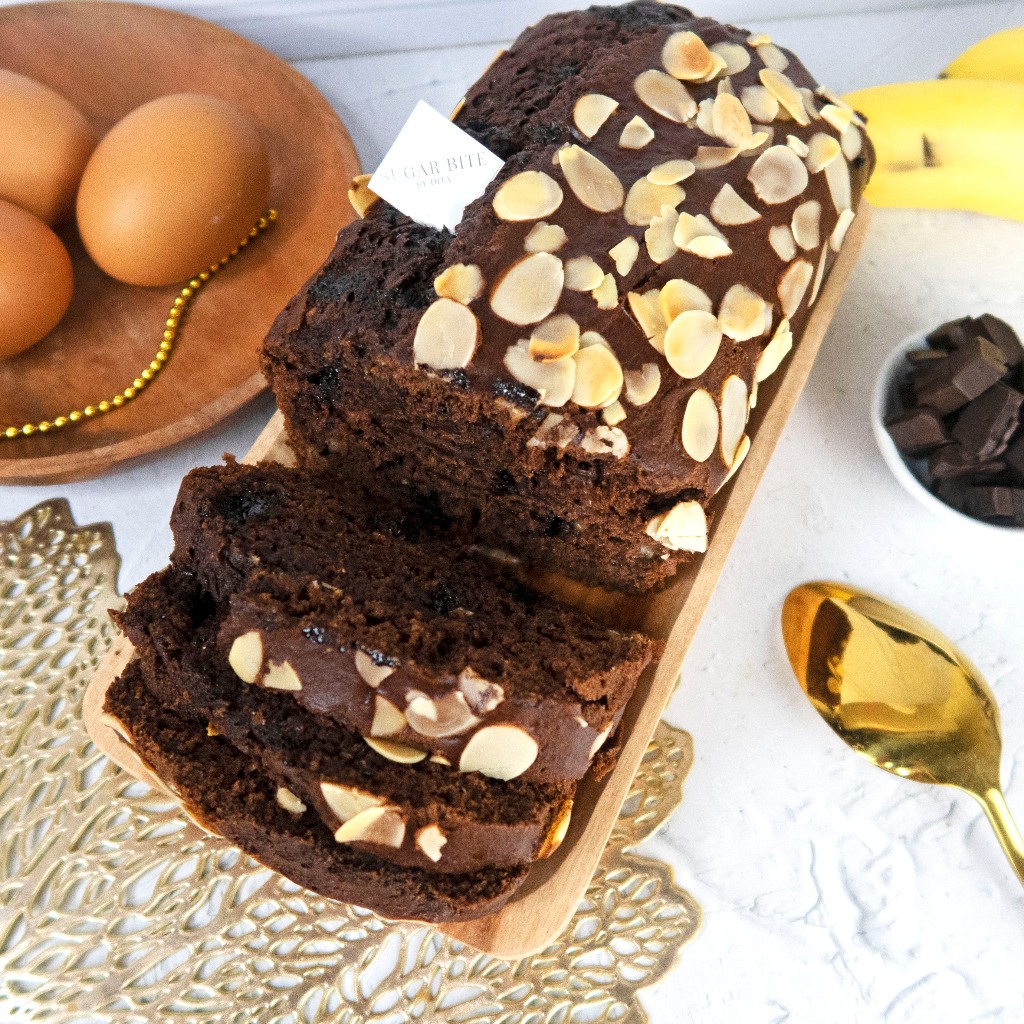 

Banana Choco Bread I Cake Almond Raisin