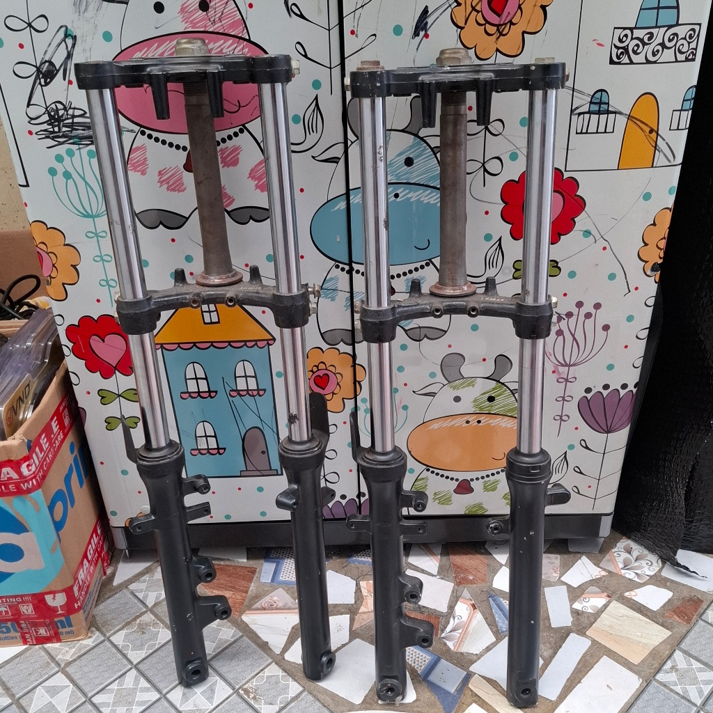 Shok depan satria fu karbu lama facelift original bekas